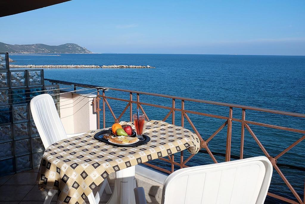 Hotel Pelagos Studios Platána エクステリア 写真