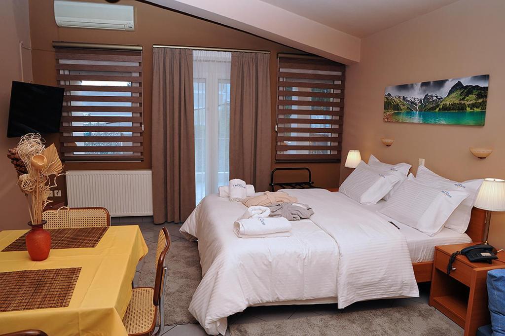 Hotel Pelagos Studios Platána エクステリア 写真
